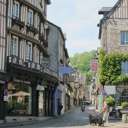 Au Coeur De La Ville Honfleur Exterior photo